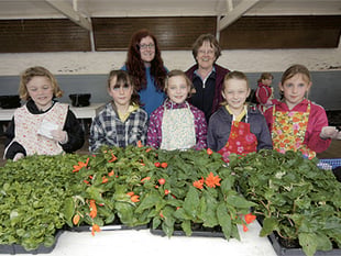 Green-fingered Brownies have flower power!