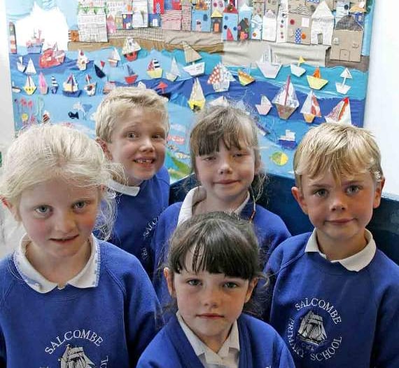 Salcombe students invite locals for storytelling event 
