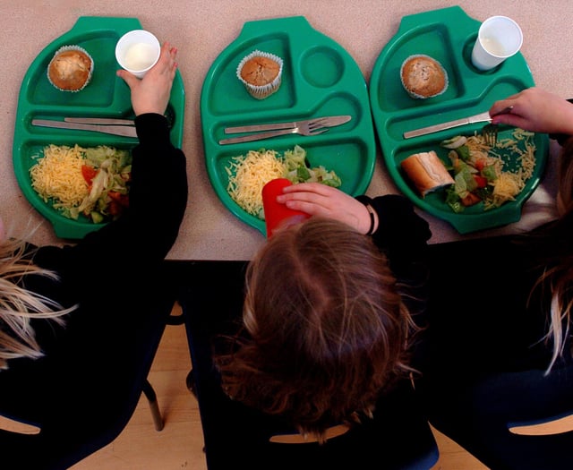 Council will fund free school meals, despite funding reduction