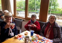 Totnes Dementia Cafe’s Royal celebrations