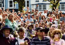 Music, fun and smiles at great Dart festival weekend