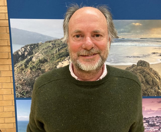 Devon Council reorganisation criticised by leader