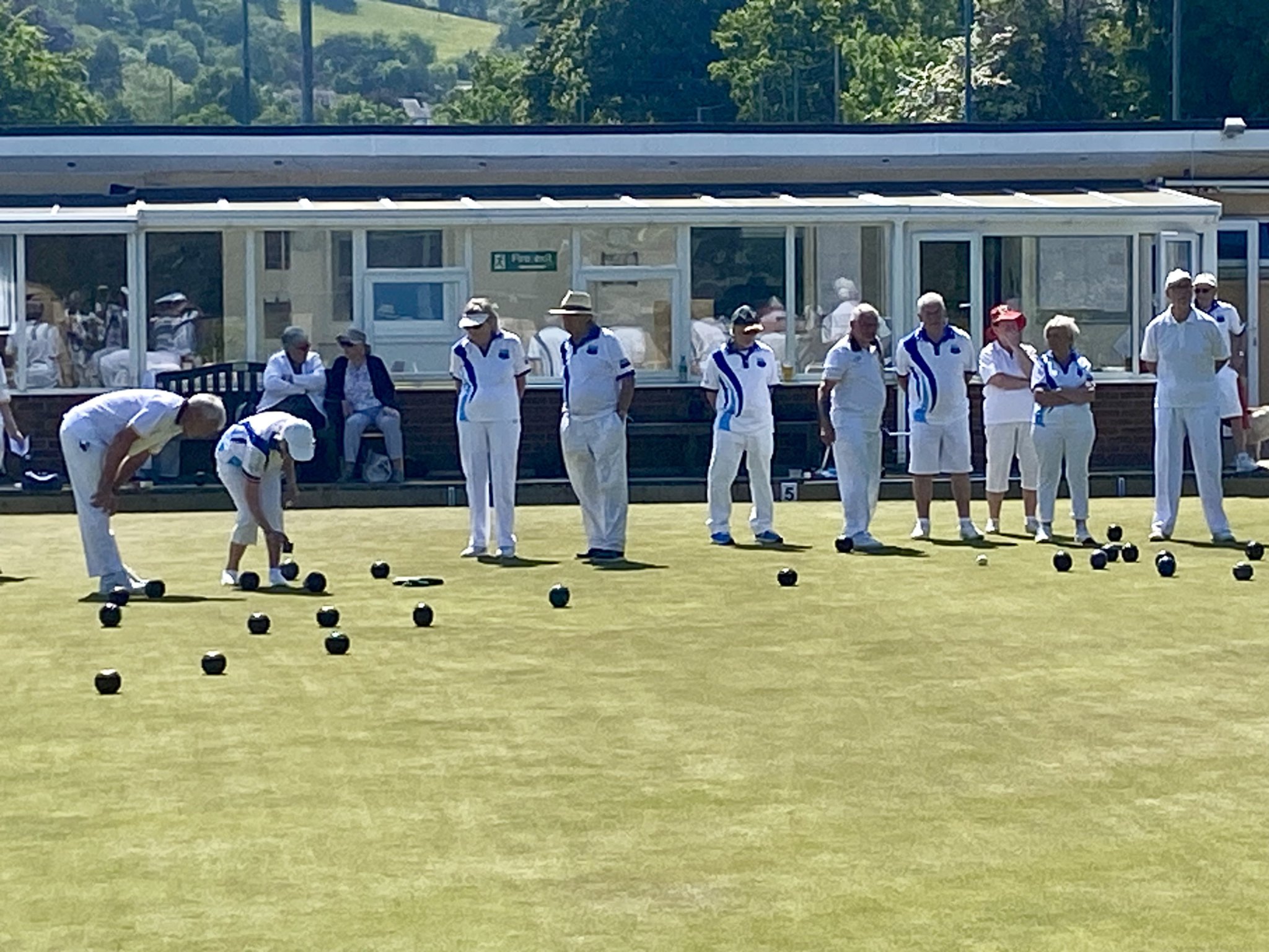 Winning start continues for Totnes men