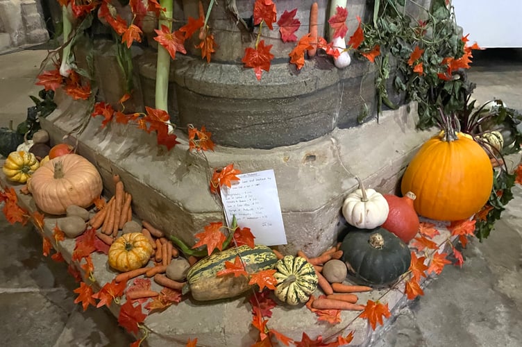 One of the decorated pillars.  AQ 9566