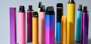 Disposable vapes to be banned in the UK to protect children's health
