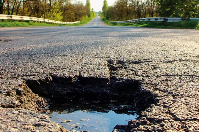 Money saved from the cancelled HS2 is to help DCC fix potholes 
