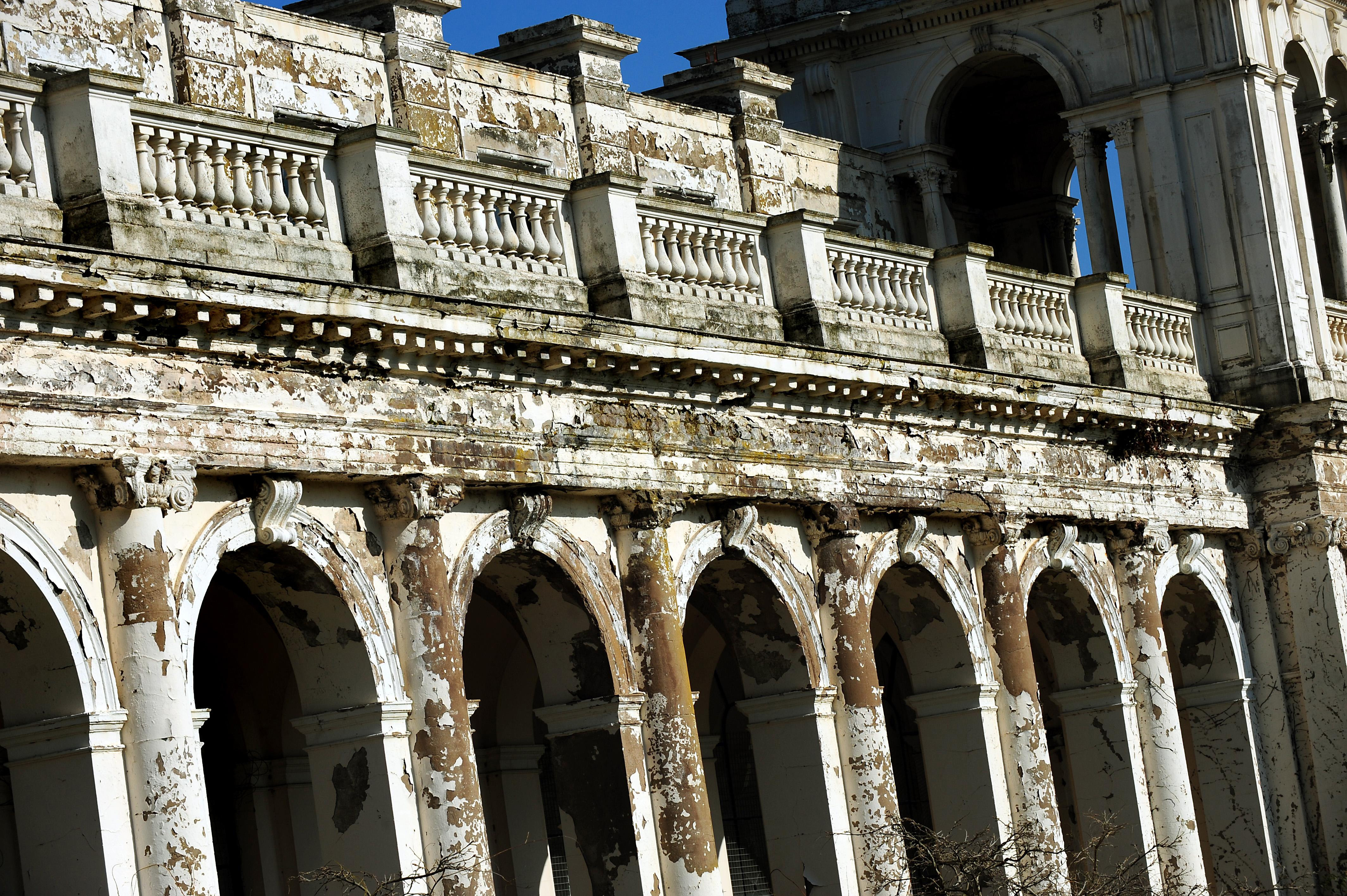 More than 100 South Hams heritage sites considered at risk