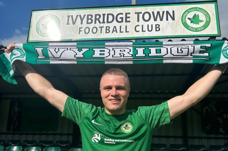 Ivybridge Town's new signing Ollie Aplin