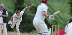 Stoke Gabriel 2nds dominate derby duel