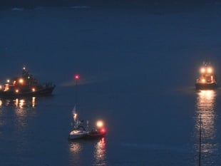 RNLI crews nightime search for lone yachtsman