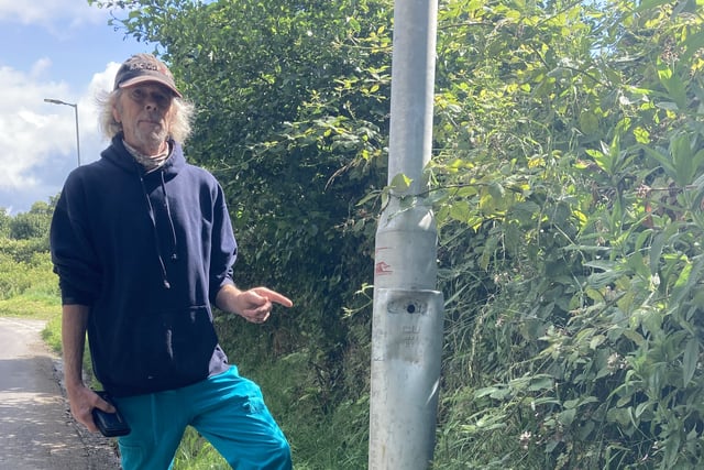Driver blames council for lamppost damage to his pick up