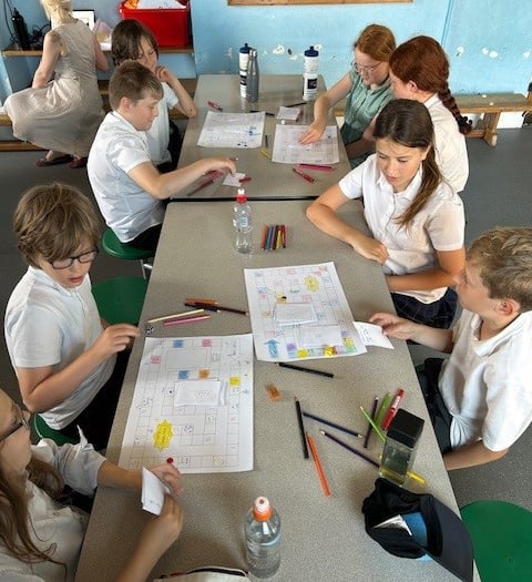 Dartmouth Academy pupils trained as mentors by Future First