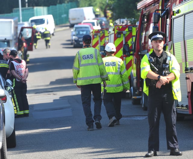 Fire crews tackle large industrial blaze in Heathfield 