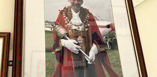 Former Dartmouth mayor dies