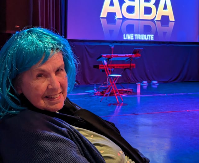 Care home resident fulfils theatre dream 