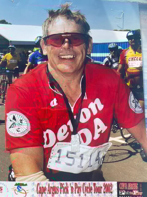 Robin cycling the Argus race in South Africa in 2002