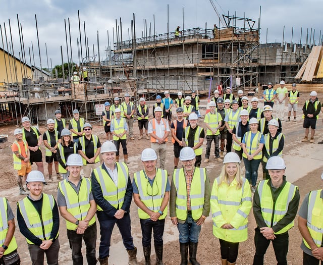 Councillors visit Little Cotton Farm Development