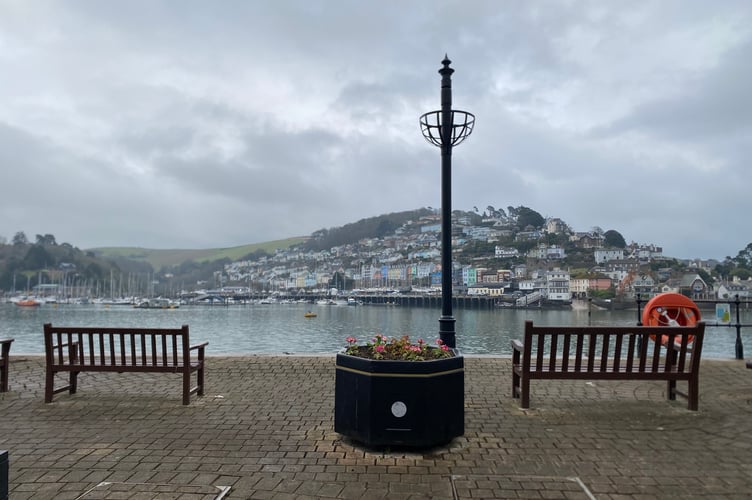 Tidy Dartmouth involves the collaboration of groups such as the River Dart Rotary and The Weed Monkeys, as well as the town’s council, the chamber of commerce and South Hams District Council 