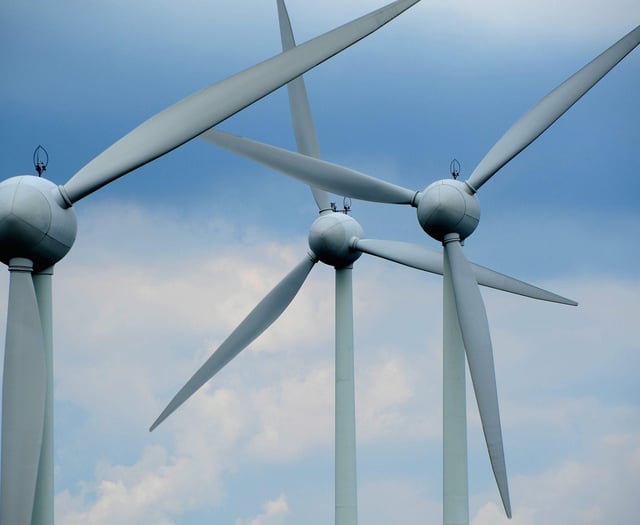 Caroline Snow | Recycling the wind