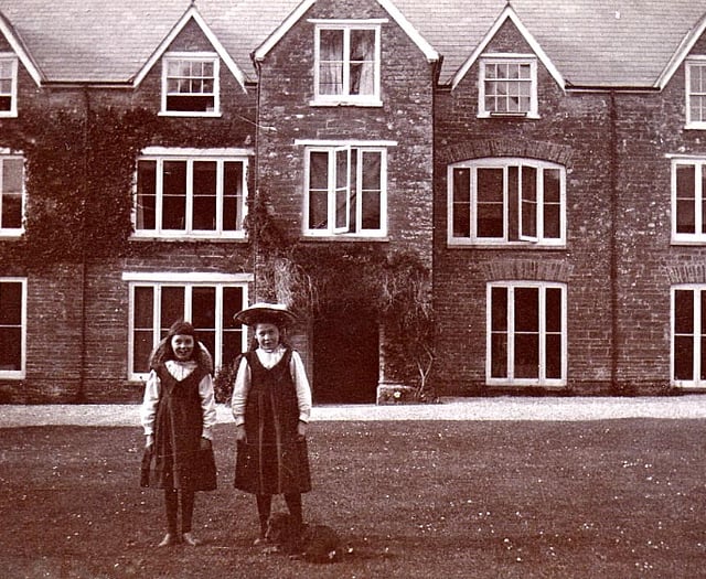 Old photographs from Kingsbridge Cookworthy Museum