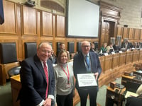 Warfleet Road petition handed in to council leader McInnes