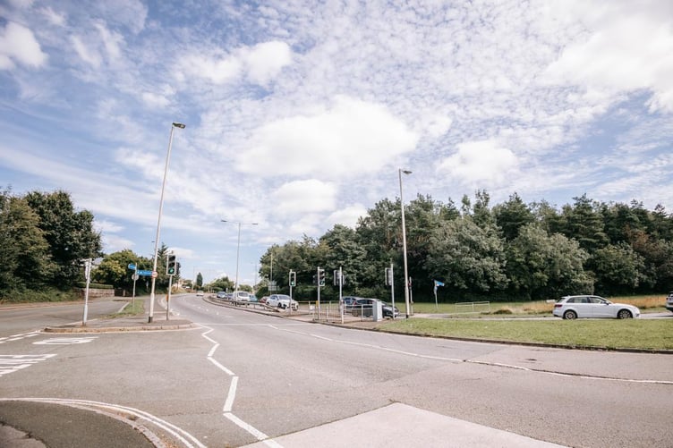 Plymouth City Council is warning drivers of further delays at the roadworks on Tavistock Road at Woolwell and Bellever.
