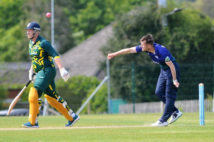Devon Cricket League A Division. Bovey Travey 1st XI versus Bridestowe and Belstone 1st XI. Bovey's Peter Bradley and Bridestowe bowler Tallan Burns
An 84 run win for Bovey who made 210/9 after winning the toss and chose to bat. Bridestow and Belstone were all ou for 126 after 36.1 overs