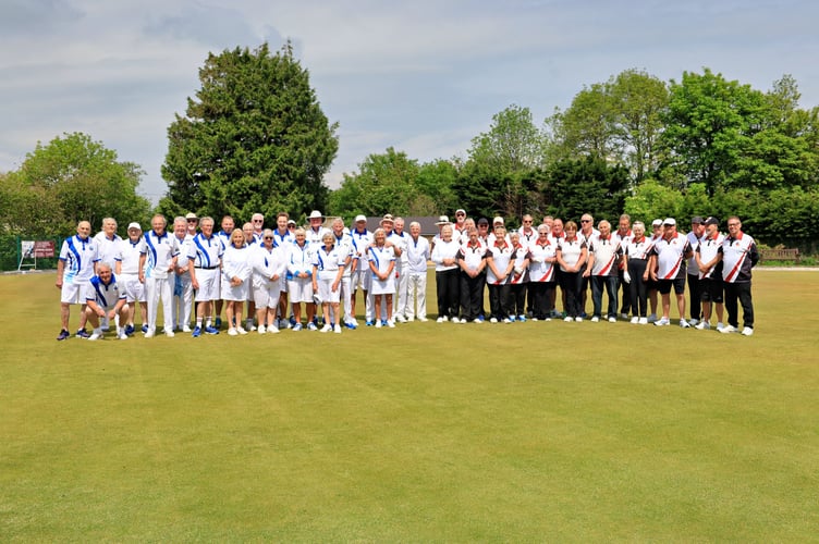 Dawlish Lawns & Totnes Teams