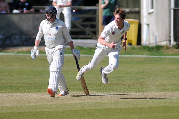 Devon Cricket League C Division West. Ashburton 1st XI versus Kingsbridge1st XI. Kingsbridge bowler Connor Rothwell
Three wicket win for Ashburton. Kingsbridge won the toss and elected to bat making 215/5 over 45 overs. Ashburton responded after tea with 215/7 in 42.4 overs