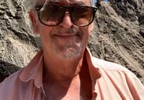 Can you help reunite these two strangers who shared a spark?