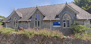 Totnes primary school closes amid burst water pipe disruption