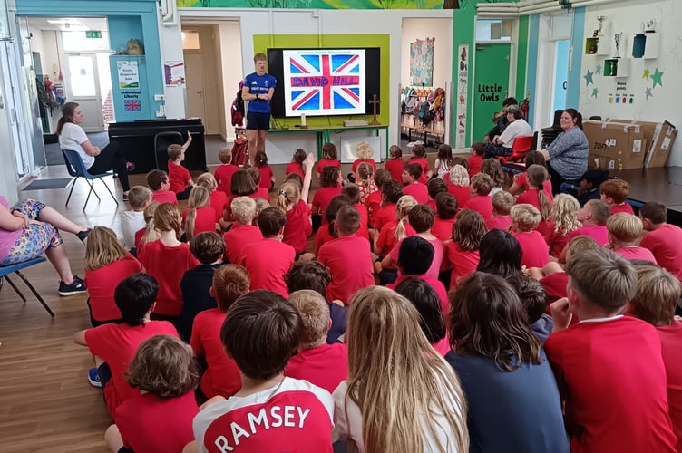 Paralympic Inspiration Hits Harbertonford Primary as David Hill Visits
