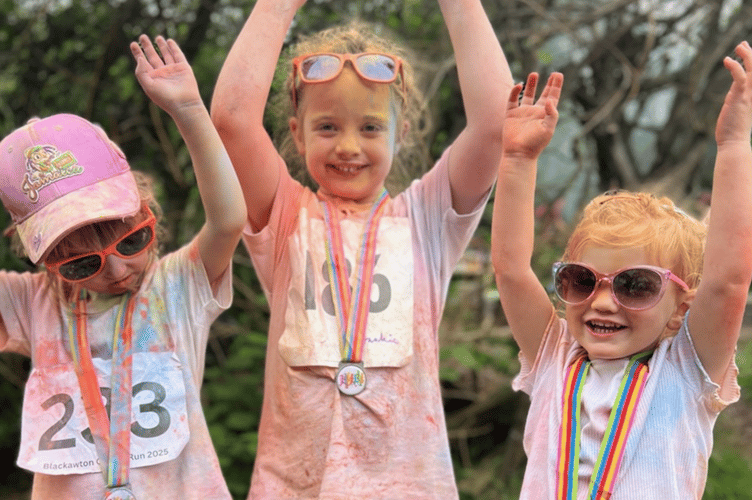 Blackawton pupils get colourful