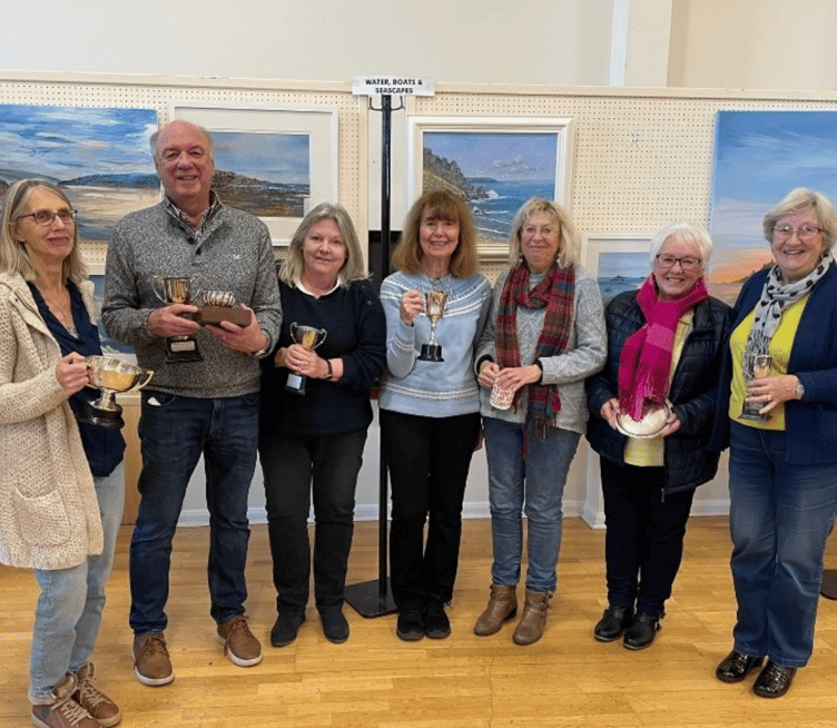 Members of Dartmouth Art Society