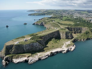Police urge calm amid Devon fishing tensions