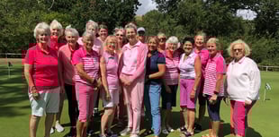 Dartmouth ladies fundraising for Breast Cancer Now