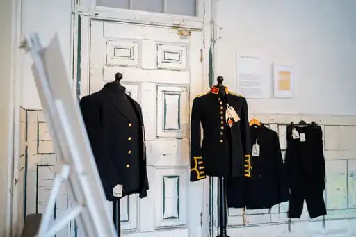 Historic Navy uniforms