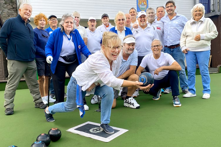Dartmouth Bowling Club  - 'The club that doubled in size'