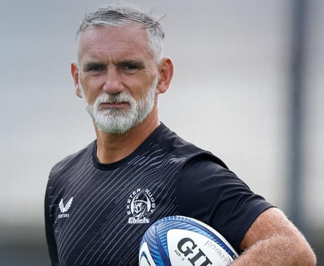 Chiefs pay tribute as Pellow calls time on coaching role