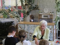 South Devon MP Caroline Voaden visits Stokenham Primary 