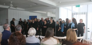 Salcombe Live Comes Alive Halleluia!