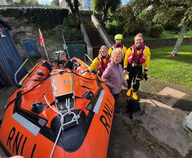 Dog owner thanks Dart RNLI for rescue