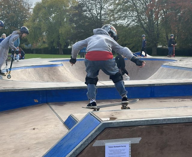 Totnes celebrates new skatepark with skate jam opening