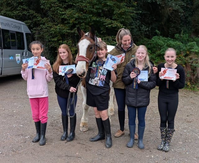 Students gain their Horse Care and Management certificates