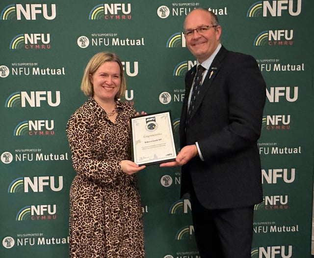 Rebecca Smith graduates from NFU Fellowship to Support British Farming