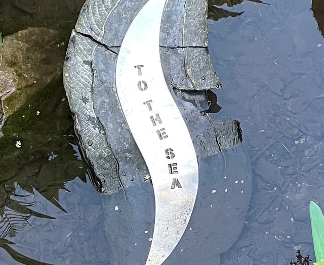 The disappearance (and reappearance) of the Leechwell Garden Sculpture