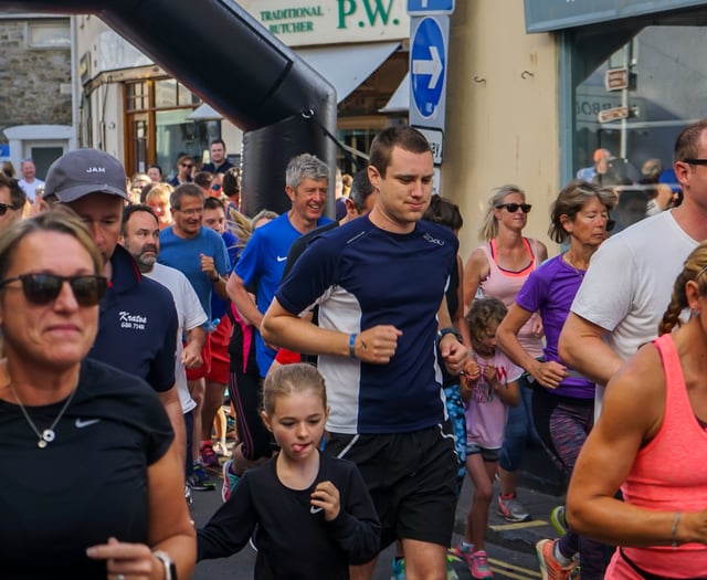 Join the Salcombe RNLI Resolution Fun Run this New Year's Eve