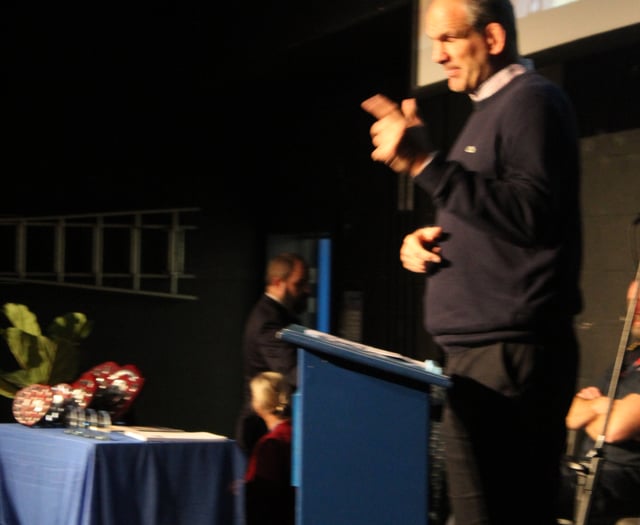 Dartmouth Academy pupils honoured with Martin Johnson speech