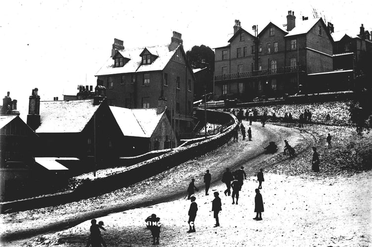 Tobogganing in Salcombe in 1906