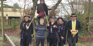 Stoke Gabriel Wassail: Lanterns and cider